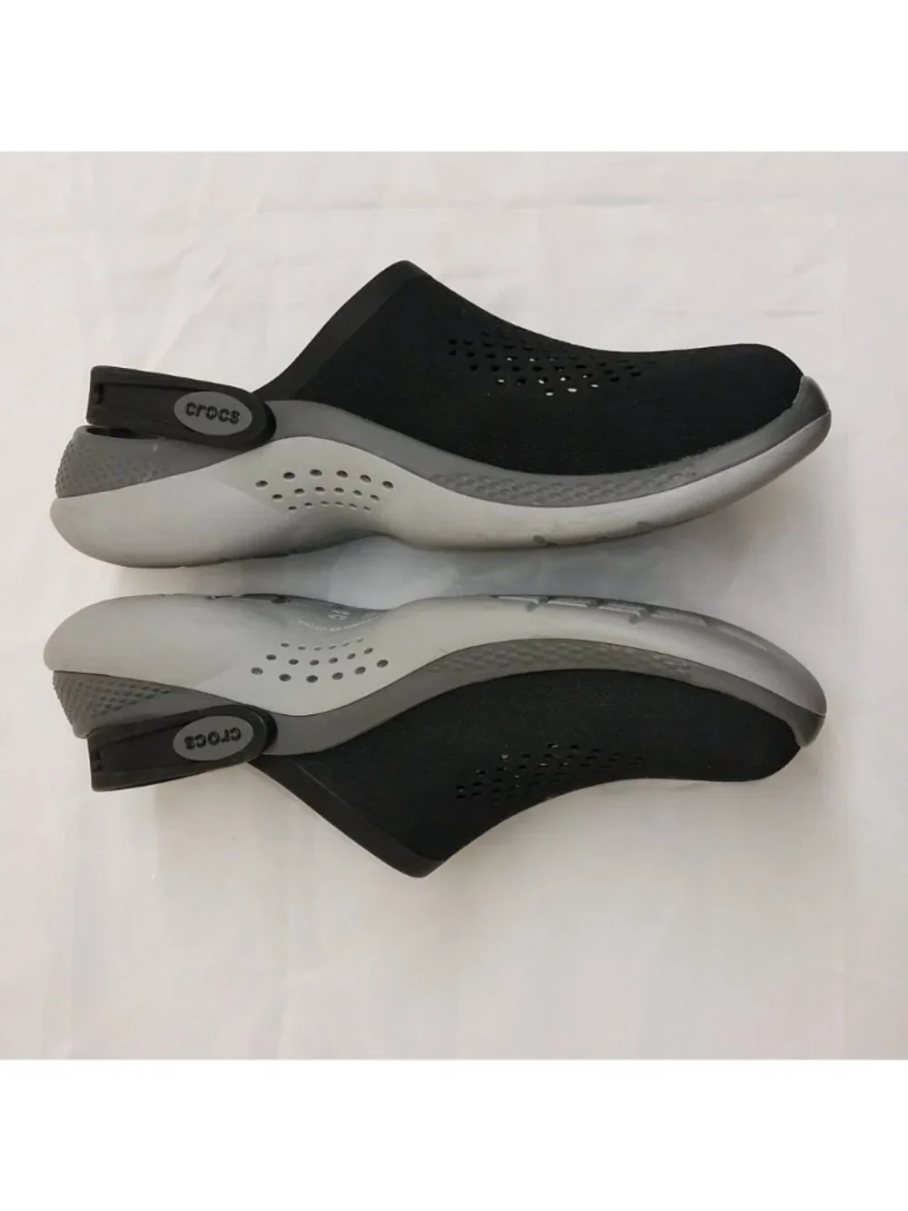 Men's Size 9 Crocs LiteRide Clogs Black/Gray Lightweight Slip-On Sandals